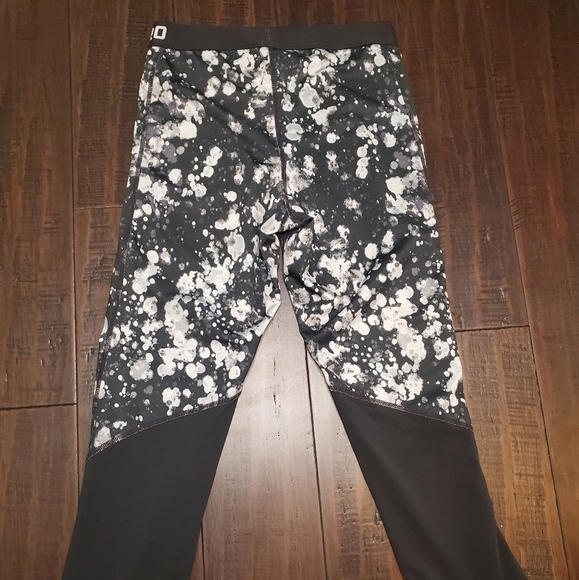 Nike Dri Fit Athletic Leggings sz Medium - Picture 4 of 5